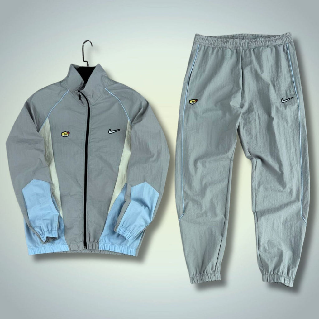 Nike TN Muški Tkanini Sportski Set. Sivi