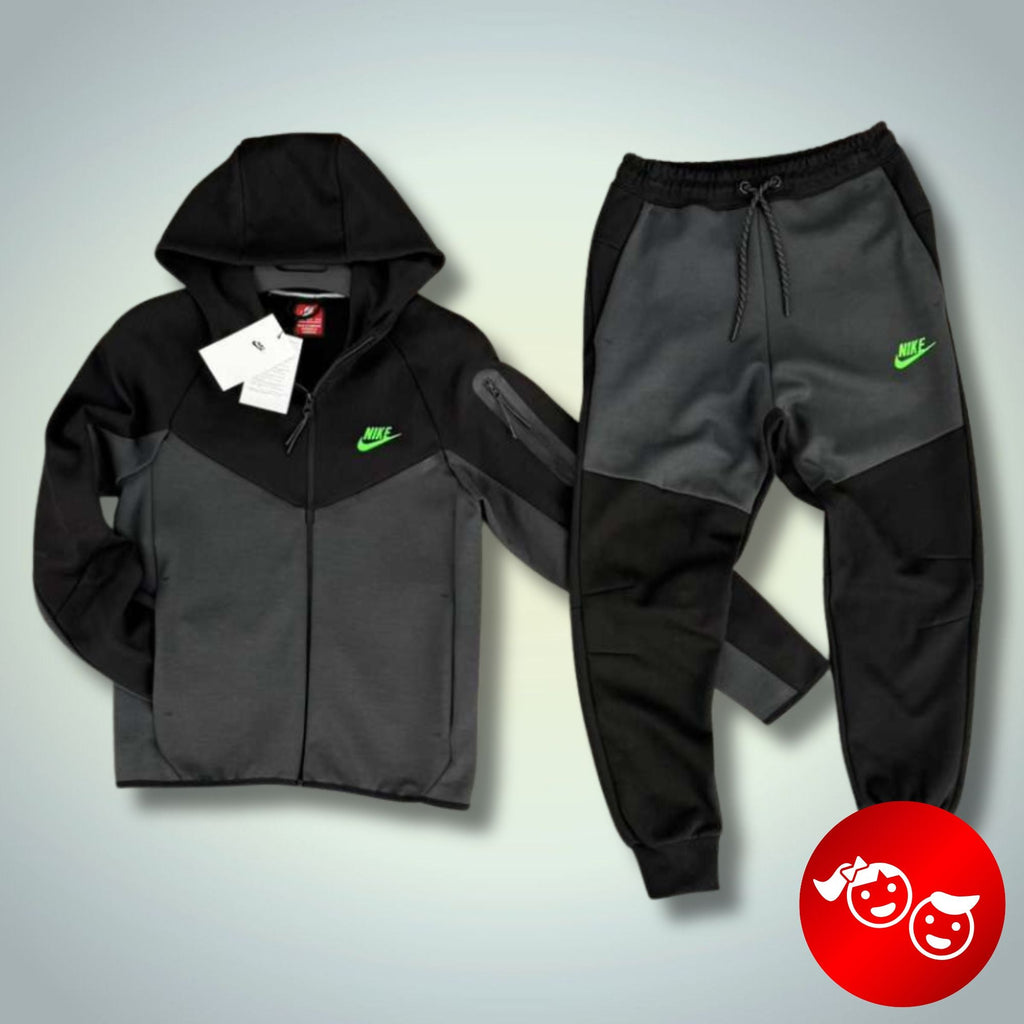 Nike Tech Fleece Dječji Sportski Set 2024. Crni - Grafitni