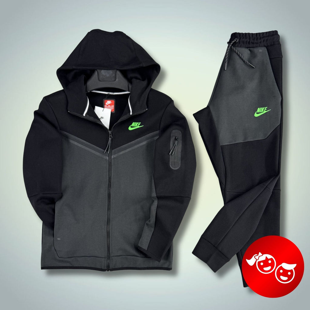 Nike Tech Fleece dječji sportski komplet, crno-grafitni. Premium kvaliteta
