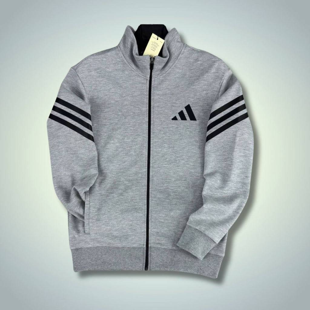 Adidas muška majica, vertikalne pruge, klasična siva. Premium kvaliteta