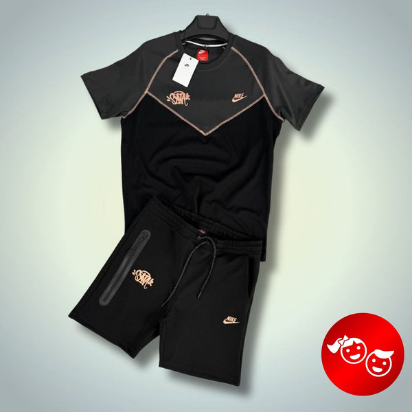 Nike Tech Fleece Syna dječji komplet s kratkim hlačama, grafitno-crni. Vrhunska kvaliteta
