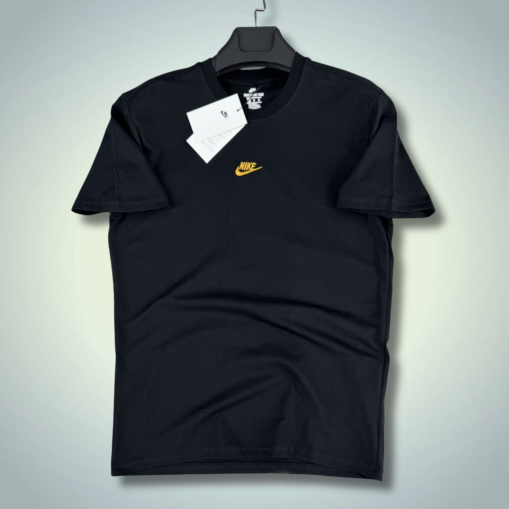 Muška crna klasična Nike majica. Premium kvaliteta