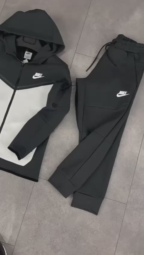 Nike Tech Fleece dječja trenirka, grafitno bijela. Vrhunska kvaliteta