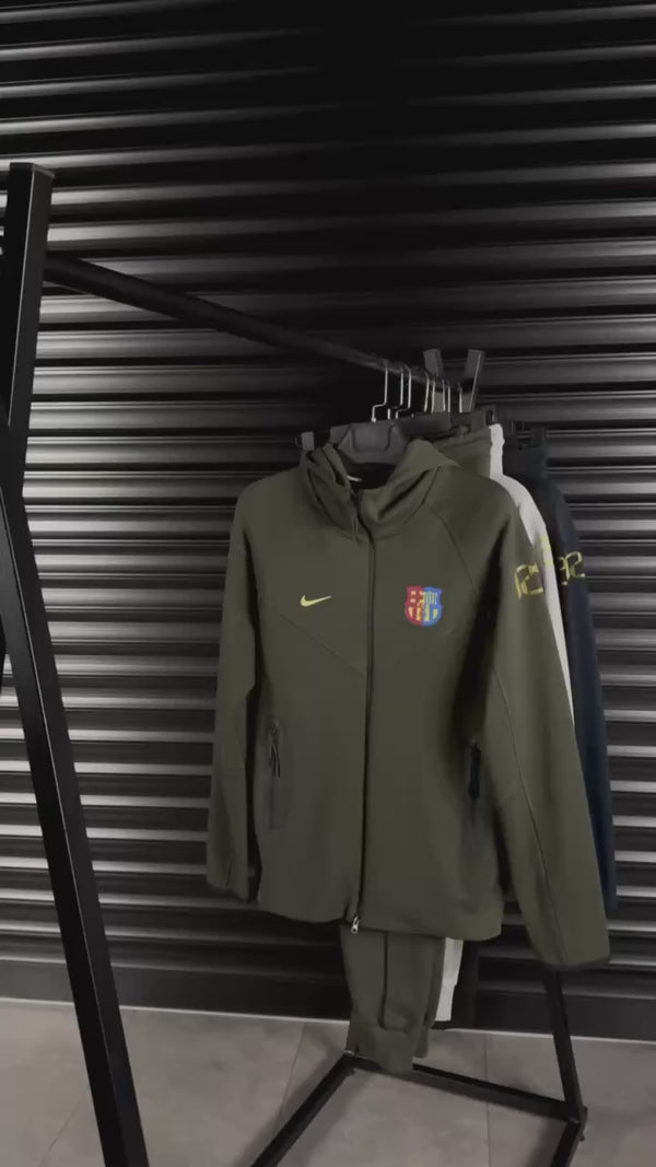 Nike Barcelona Tech Fleece muška trenirka, grafitna. Premium kvaliteta