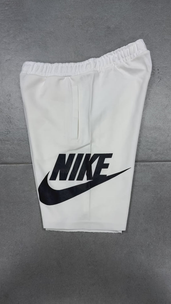 Nike muške kratke hlače, boja slonovače, veliki logo. Factory outlet